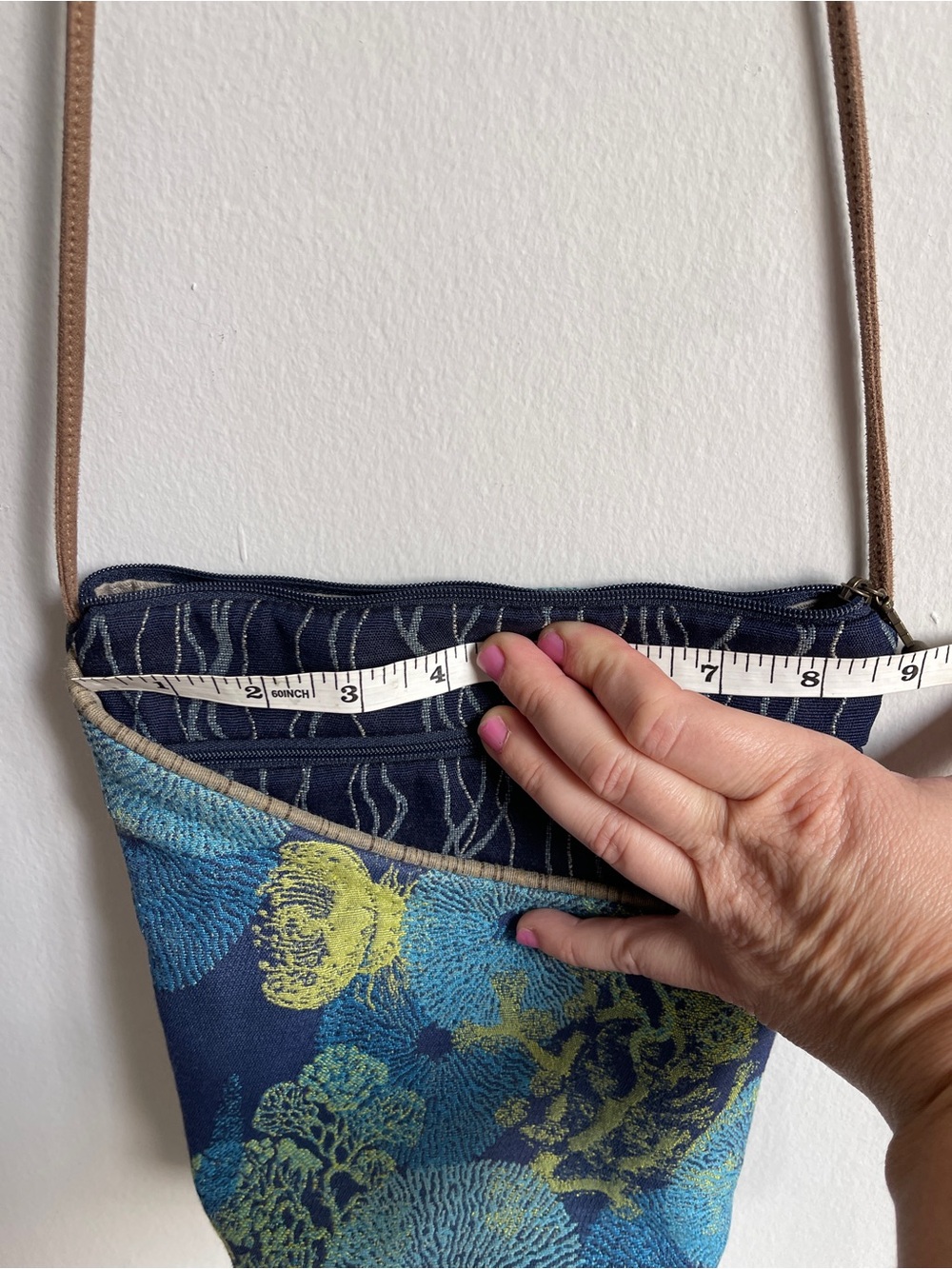 Whimsical Maruca Blue & Teal Tapestry City Girl Crossbody Bag with Leather Strap - Picture 6 of 7